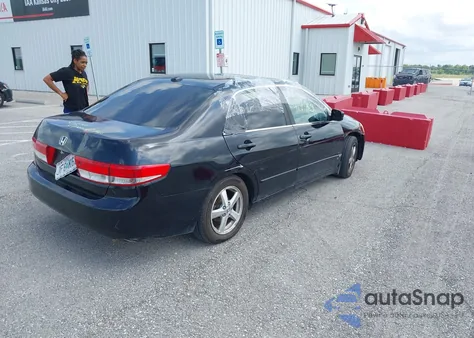 2004 Honda Accord 2.4 Ex из США, поврежденный, VIN 1HGCM56864A118132